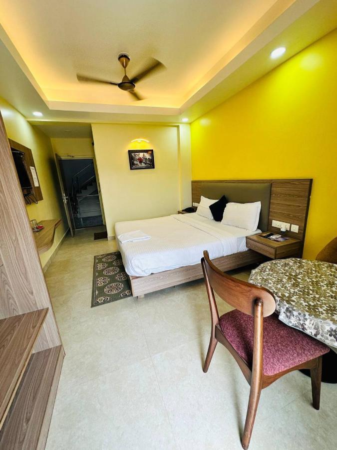 Royal Beach International Puri Exterior foto