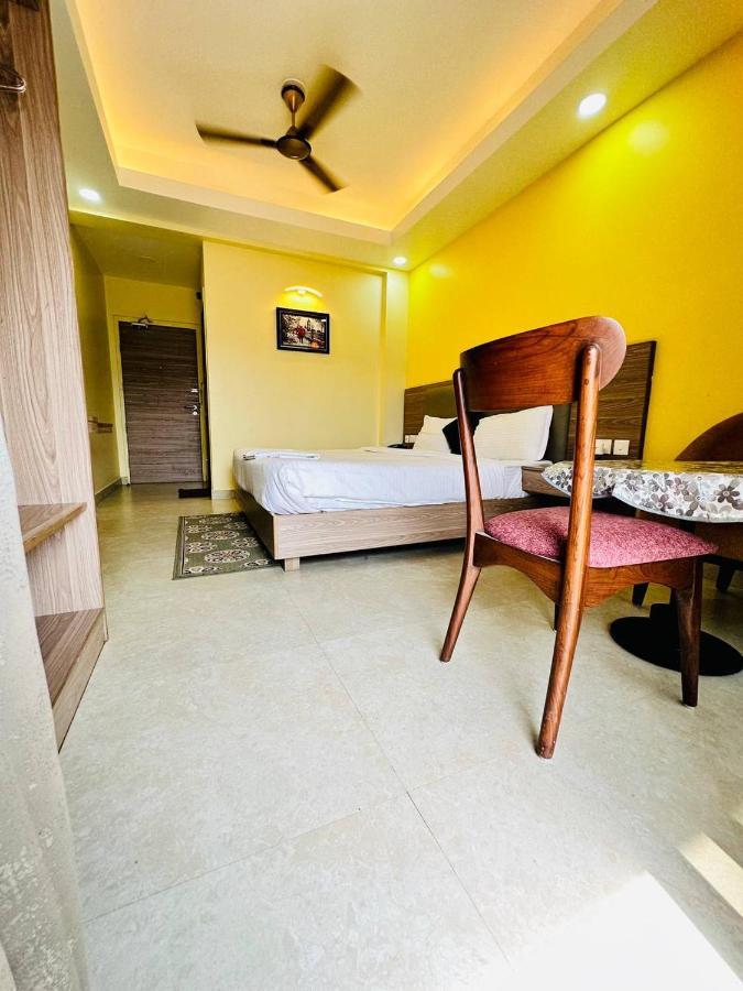 Royal Beach International Puri Exterior foto